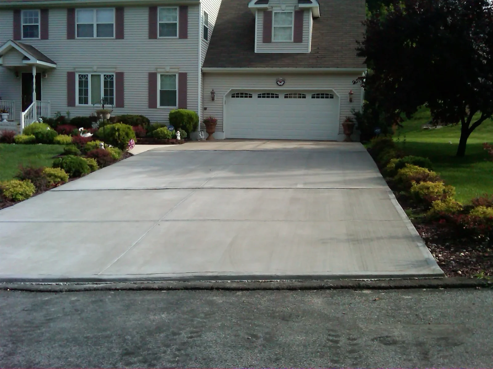 Work shared by Josephs Concrete LLC